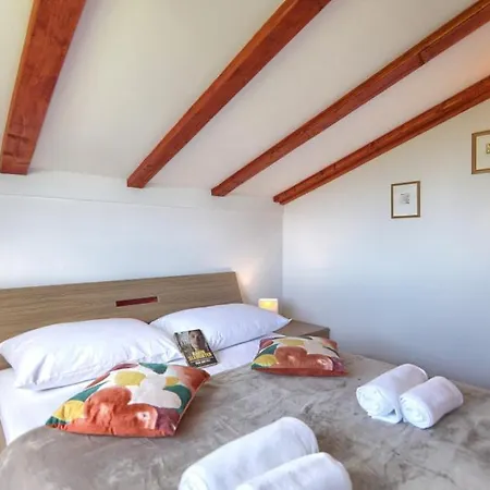 Srecko By Guide Kakma