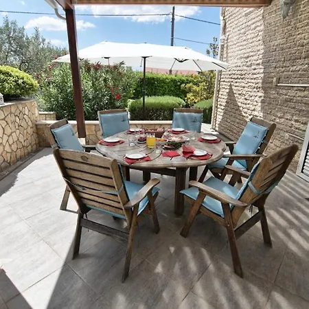 Villa Srecko By Guide