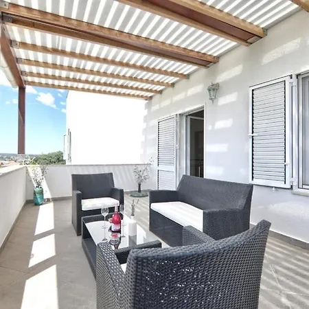 Srecko By Guide * Kakma